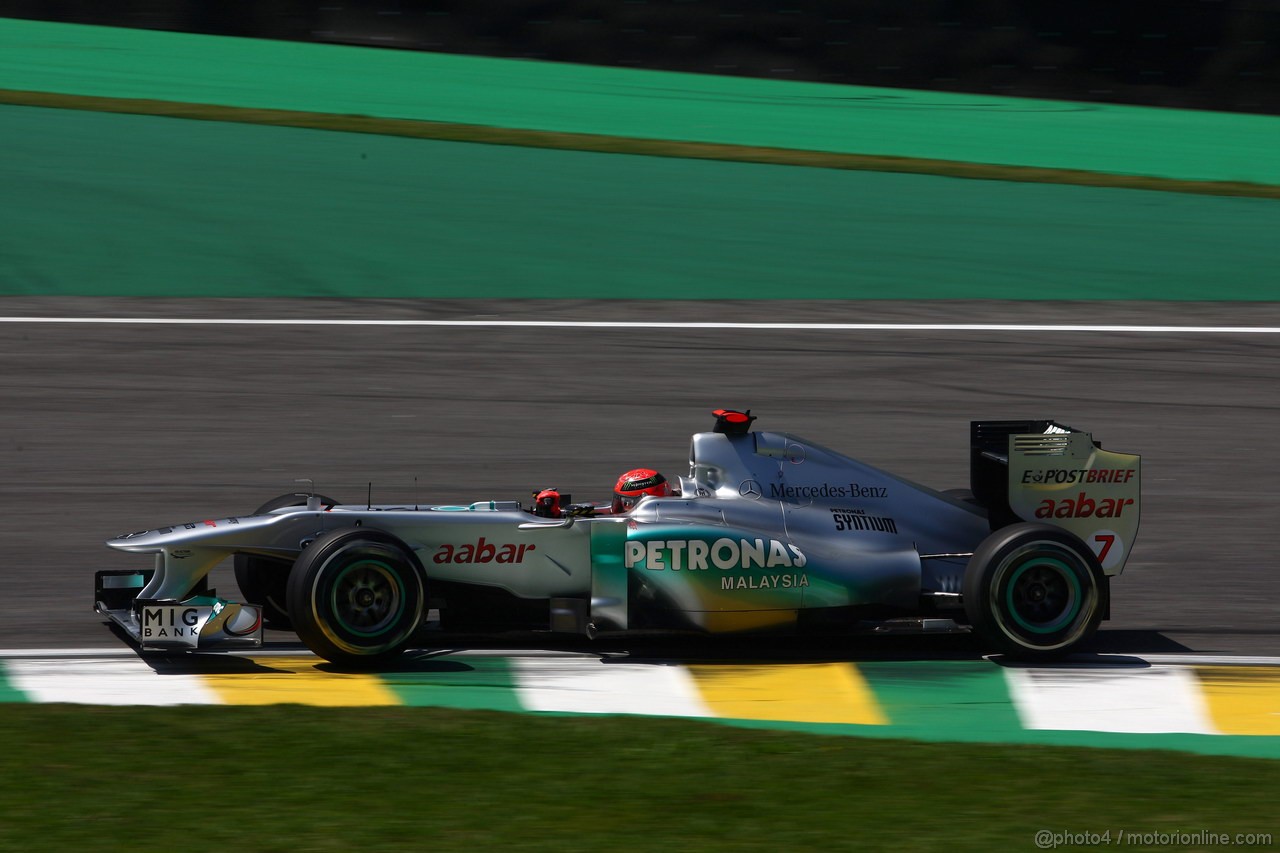 GP BRASILE, 25.11.2011- Prove Libere 1, Venerdi', Michael Schumacher (GER), Mercedes GP Petronas F1 Team, MGP W02 