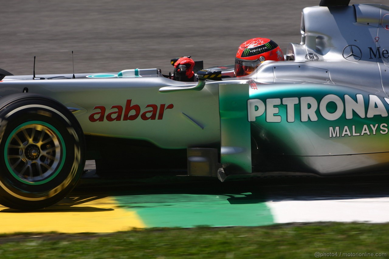 GP BRASILE, 25.11.2011- Prove Libere 1, Venerdi', Michael Schumacher (GER), Mercedes GP Petronas F1 Team, MGP W02 