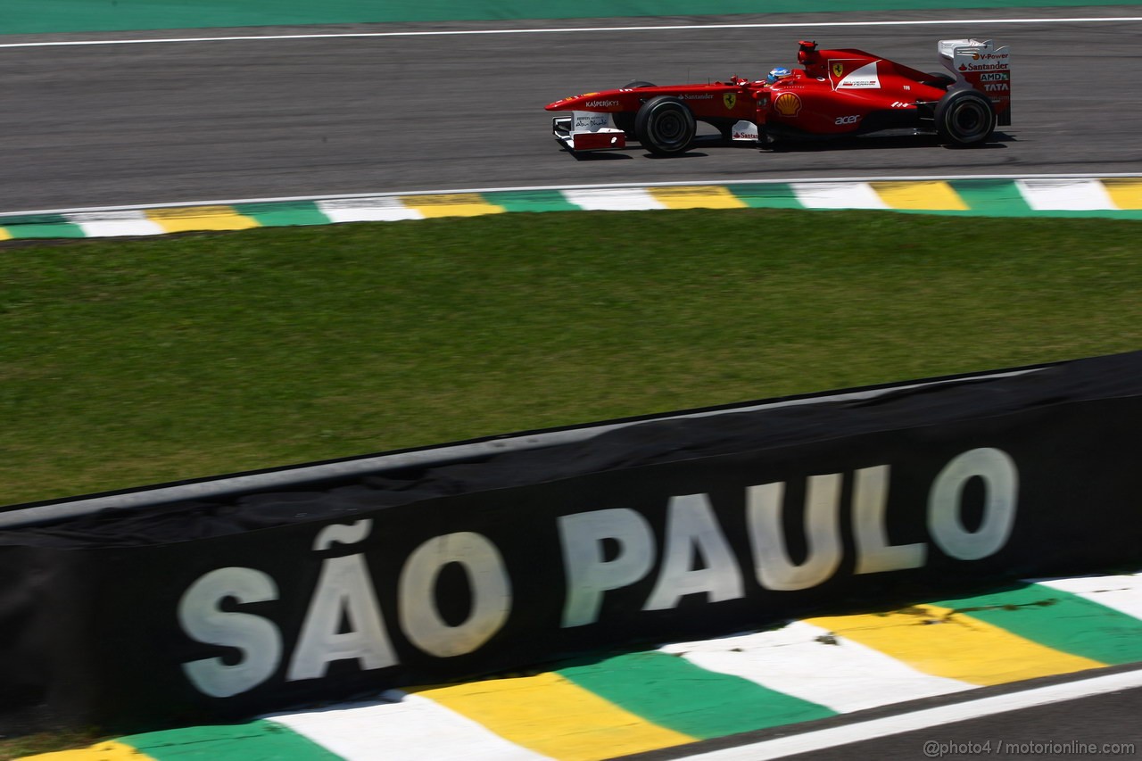 GP BRASILE, 25.11.2011- Prove Libere 1, Venerdi', Fernando Alonso (ESP), Ferrari, F-150 Italia 