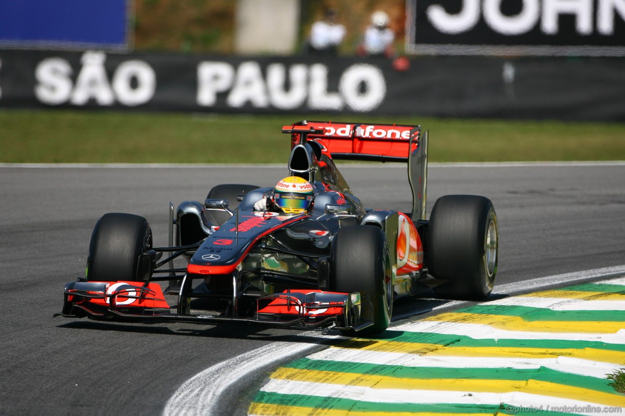 GP BRASILE, 25.11.2011- Prove Libere 1, Venerdi', Lewis Hamilton (GBR), McLaren  Mercedes, MP4-26 