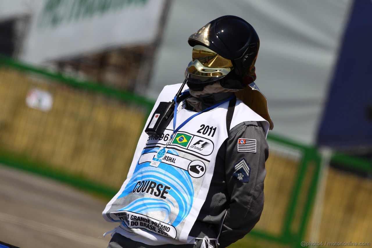 GP BRASILE, 25.11.2011- Prove Libere 1, Venerdi', Atmosphere