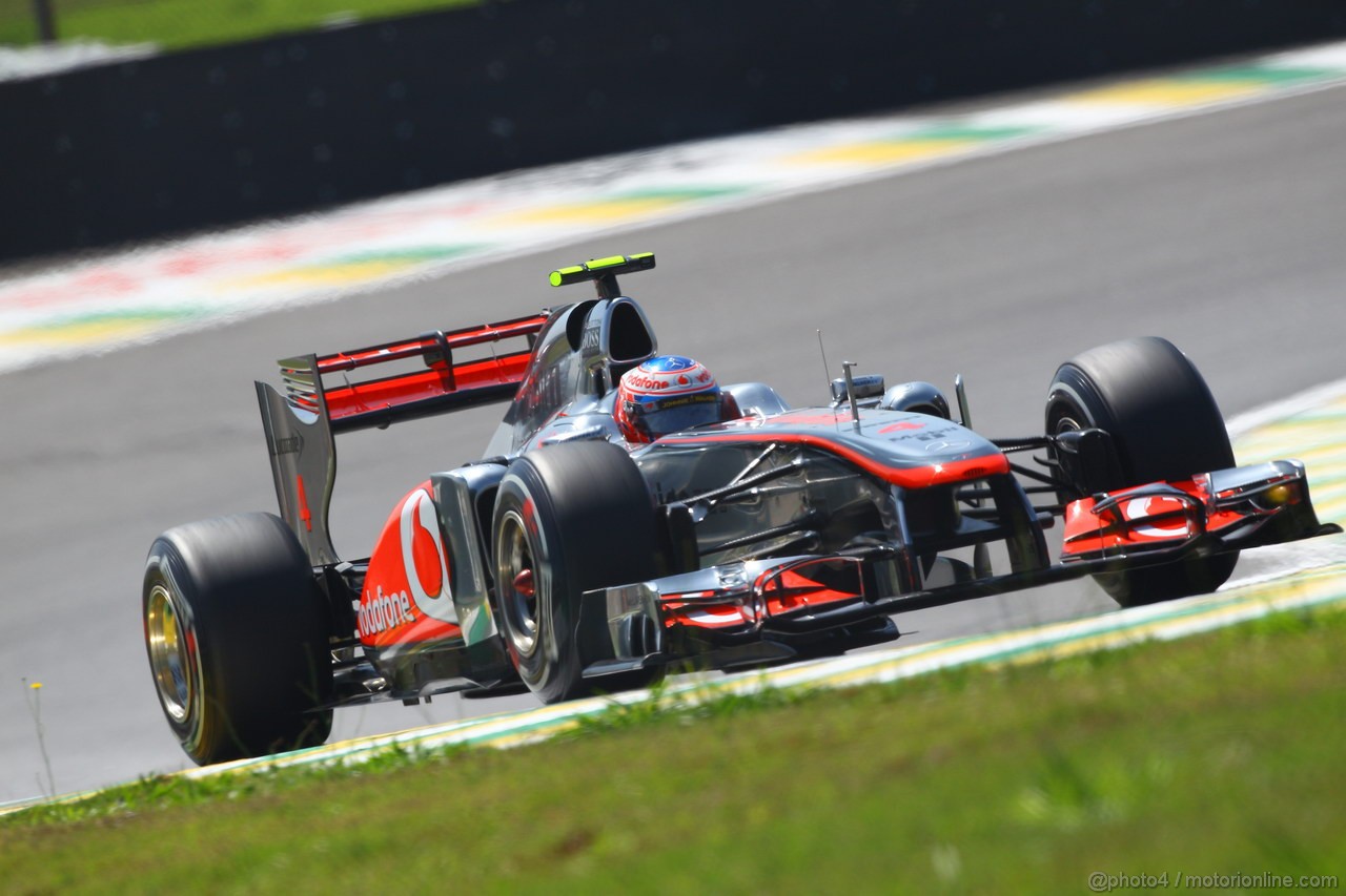 GP BRASILE, 25.11.2011- Prove Libere 1, Venerdi', Jenson Button (GBR), McLaren  Mercedes, MP4-26 