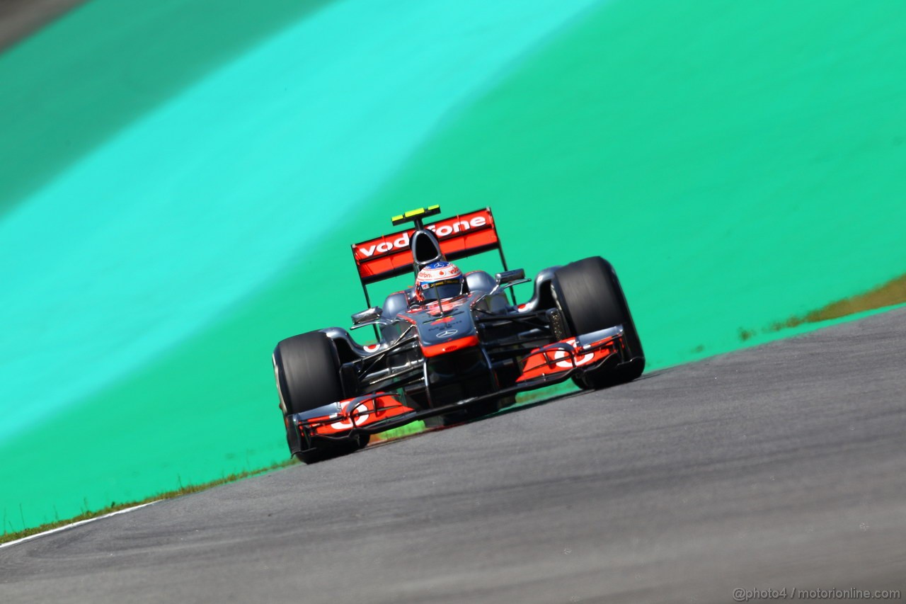 GP BRASILE, 25.11.2011- Prove Libere 1, Venerdi', Jenson Button (GBR), McLaren  Mercedes, MP4-26 