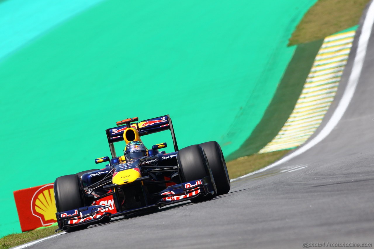 GP BRASILE, 25.11.2011- Prove Libere 1, Venerdi', Sebastian Vettel (GER), Red Bull Racing, RB7 