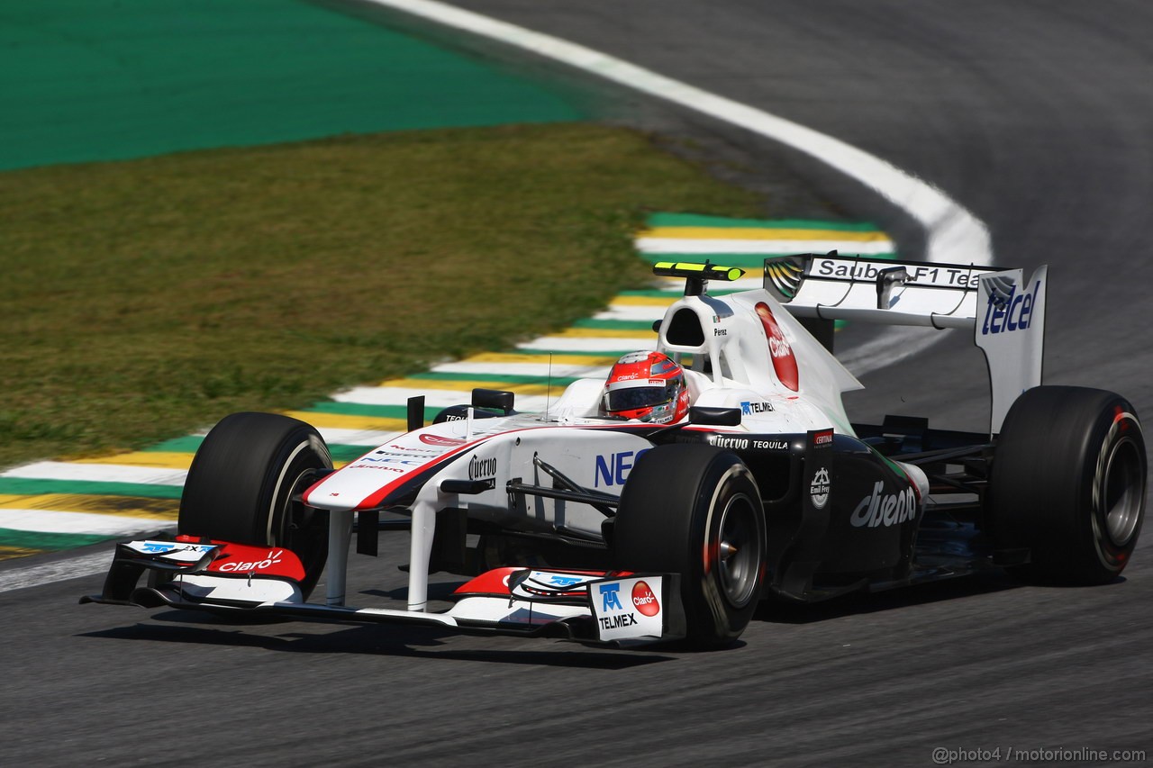 GP BRASILE, 25.11.2011- Prove Libere 2, Venerdi', Sergio Prez (MEX), Sauber F1 Team C30 