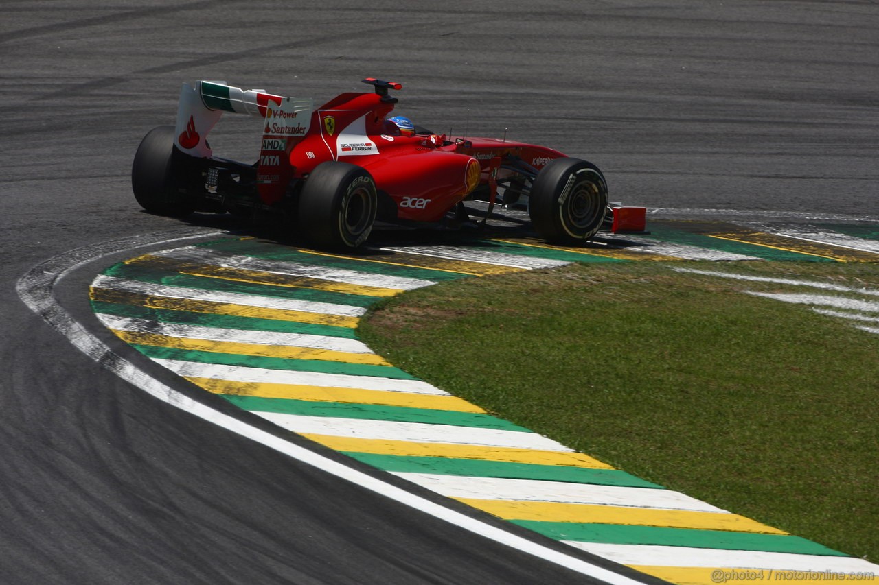 GP BRASILE, 25.11.2011- Prove Libere 2, Venerdi', Fernando Alonso (ESP), Ferrari, F-150 Italia 