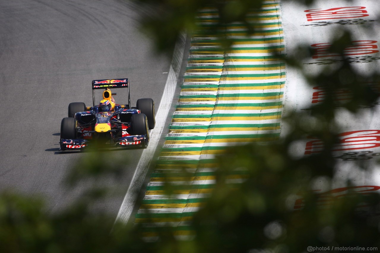 GP BRASILE, 25.11.2011- Prove Libere 2, Venerdi', Mark Webber (AUS), Red Bull Racing, RB7 