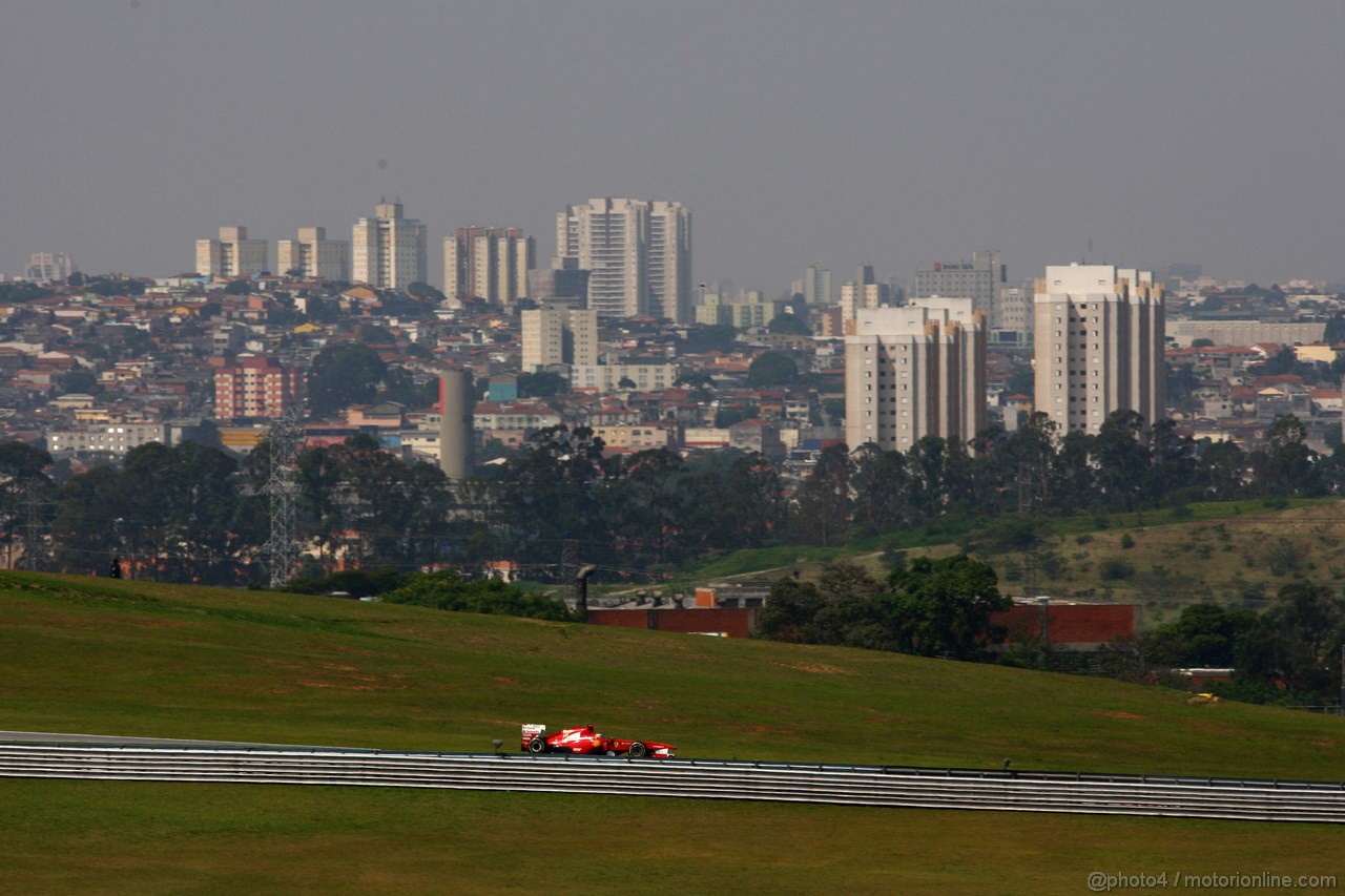 GP BRASILE, 25.11.2011- Prove Libere 2, Venerdi', Fernando Alonso (ESP), Ferrari, F-150 Italia 