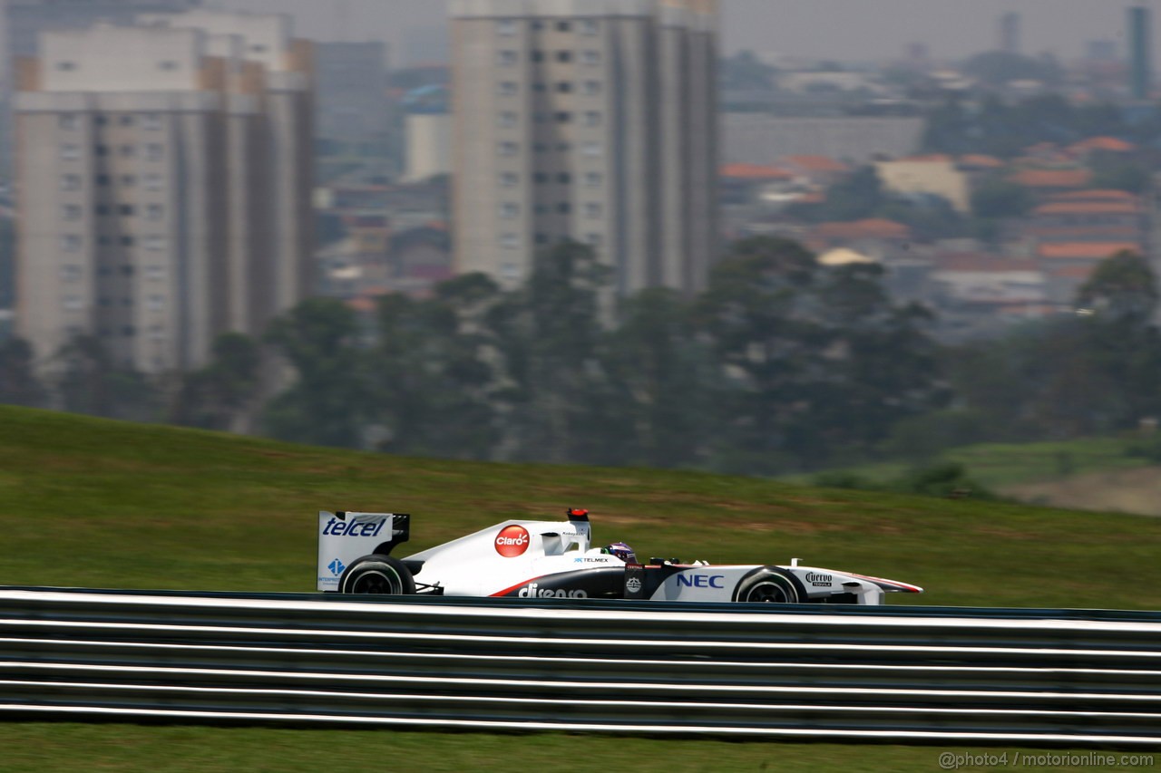GP BRASILE, 25.11.2011- Prove Libere 2, Venerdi', Kamui Kobayashi (JAP), Sauber F1 Team C30 
