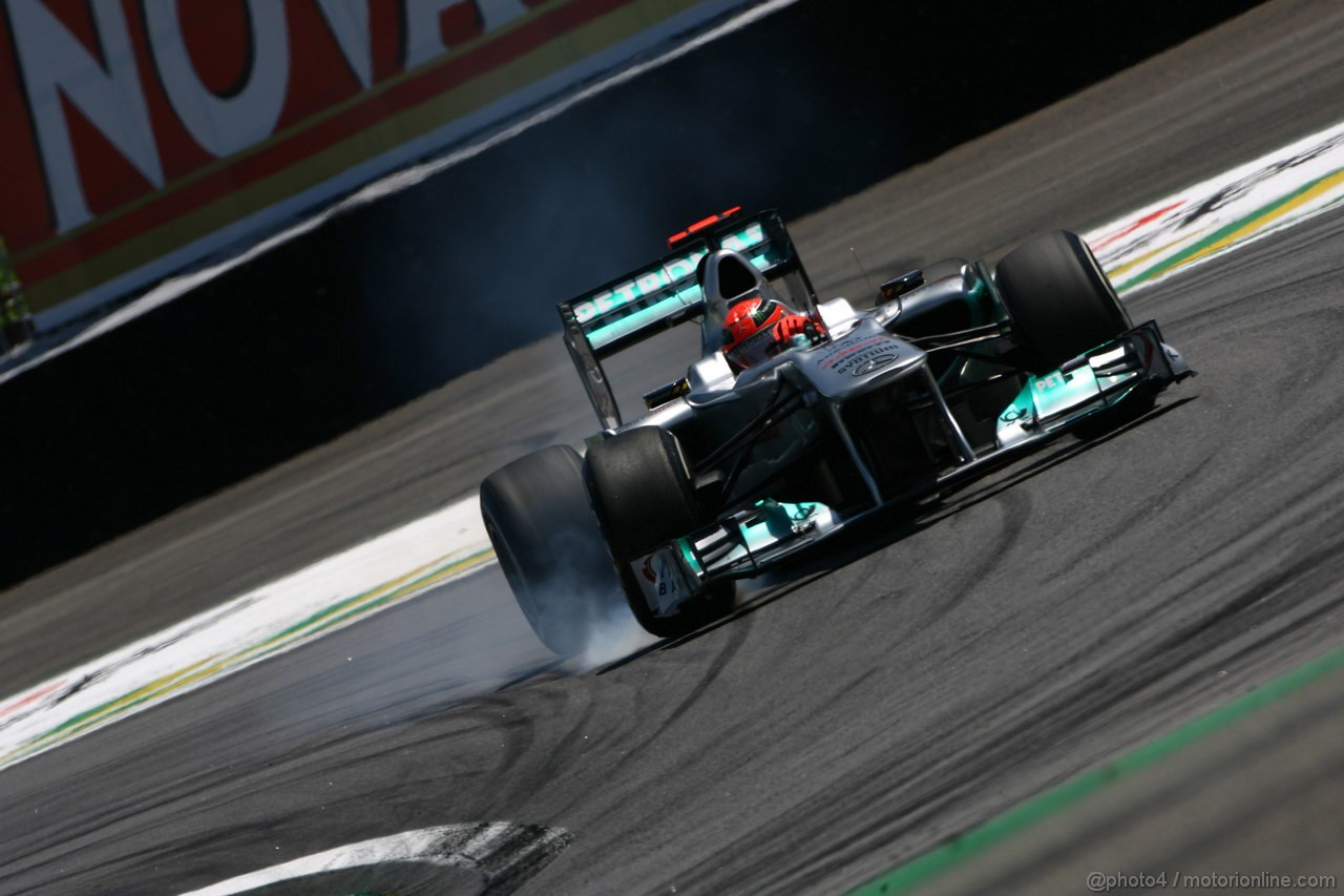 GP BRASILE, 25.11.2011- Prove Libere 2, Venerdi', Michael Schumacher (GER), Mercedes GP Petronas F1 Team, MGP W02 