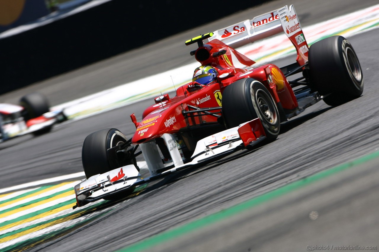 GP BRASILE, 25.11.2011- Prove Libere 2, Venerdi', Felipe Massa (BRA), Ferrari, F-150 Italia 