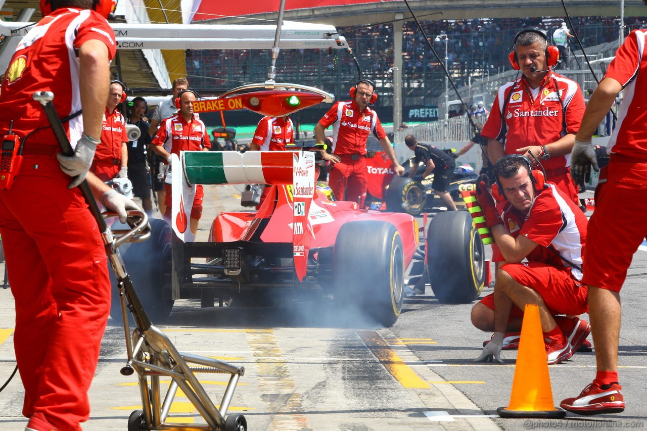 GP BRASILE, 25.11.2011- Prove Libere 2, Venerdi', Felipe Massa (BRA), Ferrari, F-150 Italia 