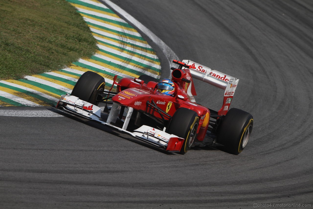 GP BRASILE, 25.11.2011- Prove Libere 2, Venerdi', Fernando Alonso (ESP), Ferrari, F-150 Italia 