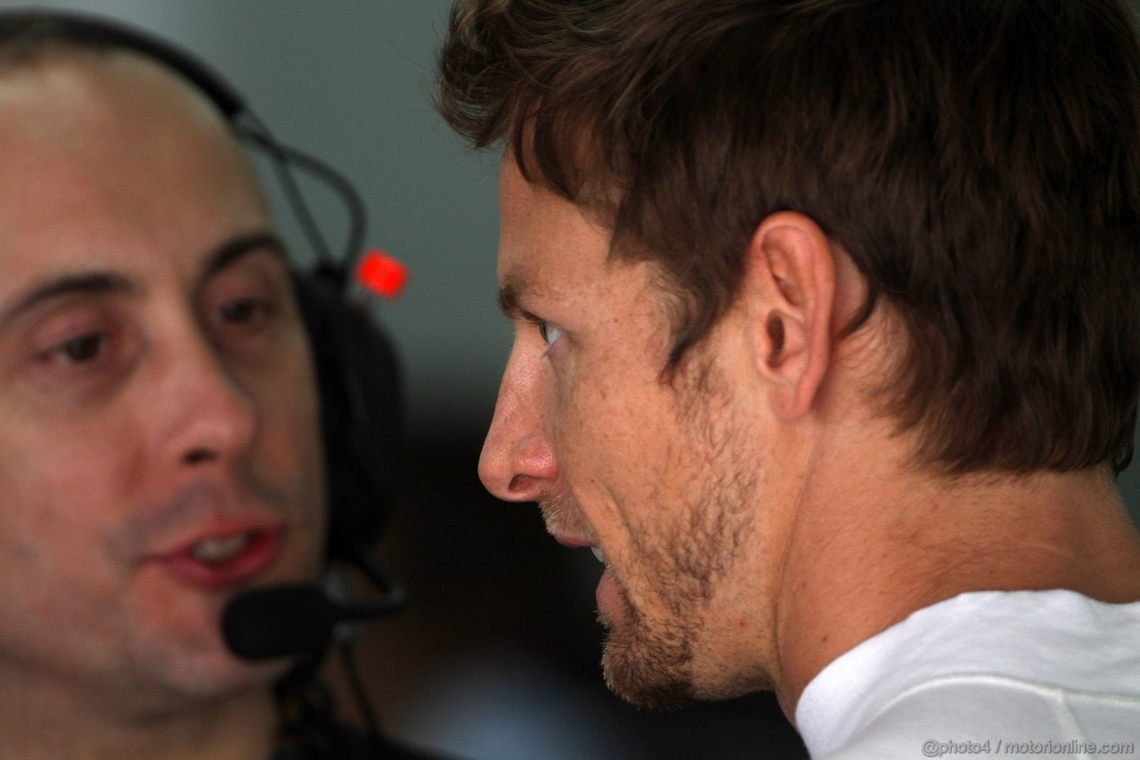 GP BRASILE, 25.11.2011- Prove Libere 2, Venerdi', Jenson Button (GBR), McLaren  Mercedes, MP4-26 