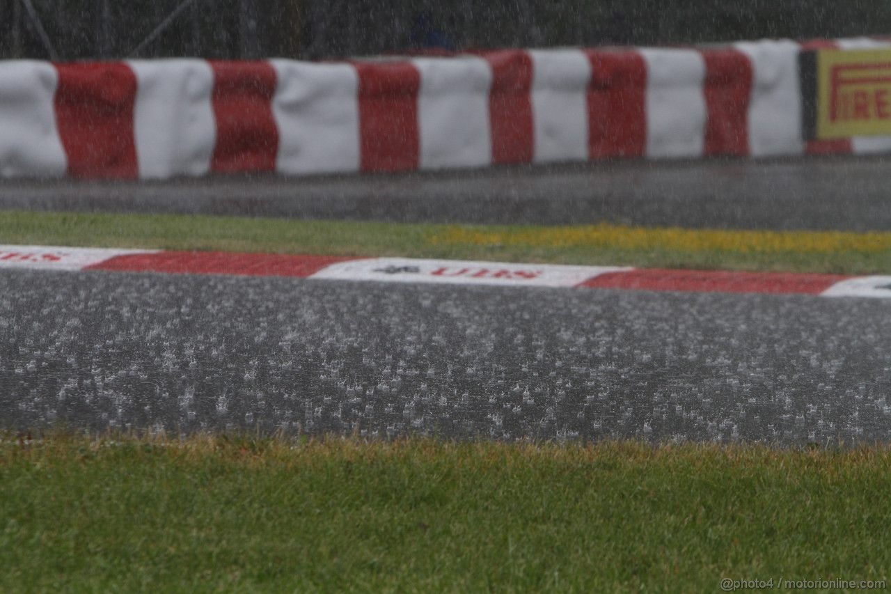 GP CANADA, 12.06.2011- Gara, The rain on the track