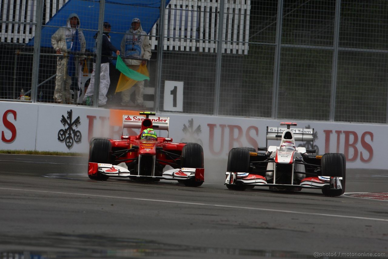 GP CANADA, 12.06.2011- Gara, Felipe Massa (BRA), Ferrari, F-150 Italia e Kamui Kobayashi (JAP), Sauber F1 Team C30 