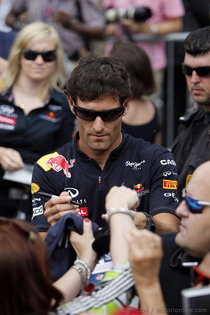 GP CANADA, 09.06.2011- Autograph session, Mark Webber (AUS), Red Bull Racing, RB7 