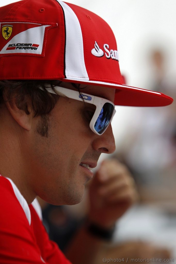 GP CANADA, 09.06.2011- Autograph session, Fernando Alonso (ESP), Ferrari, F-150 Italia 
