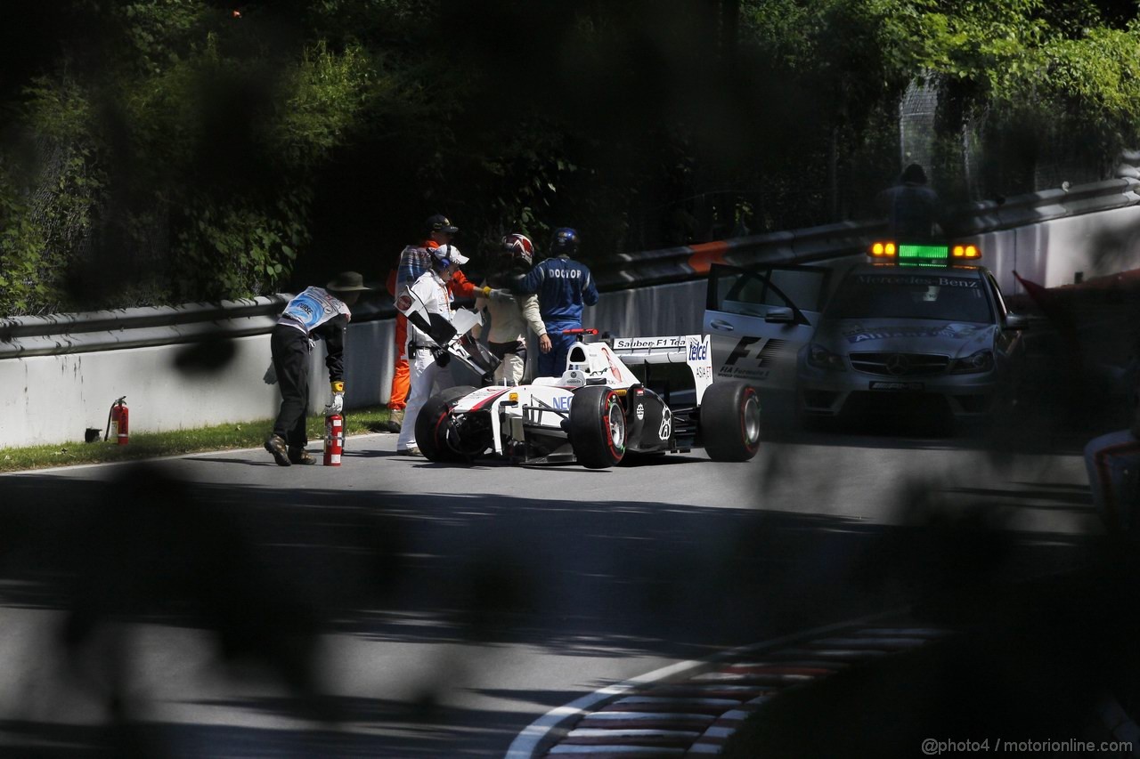 GP CANADA, 10.06.2011- Prove Libere 2, Venerdi', Crash, Heikki Kovalainen (FIN), Team Lotus, TL11 