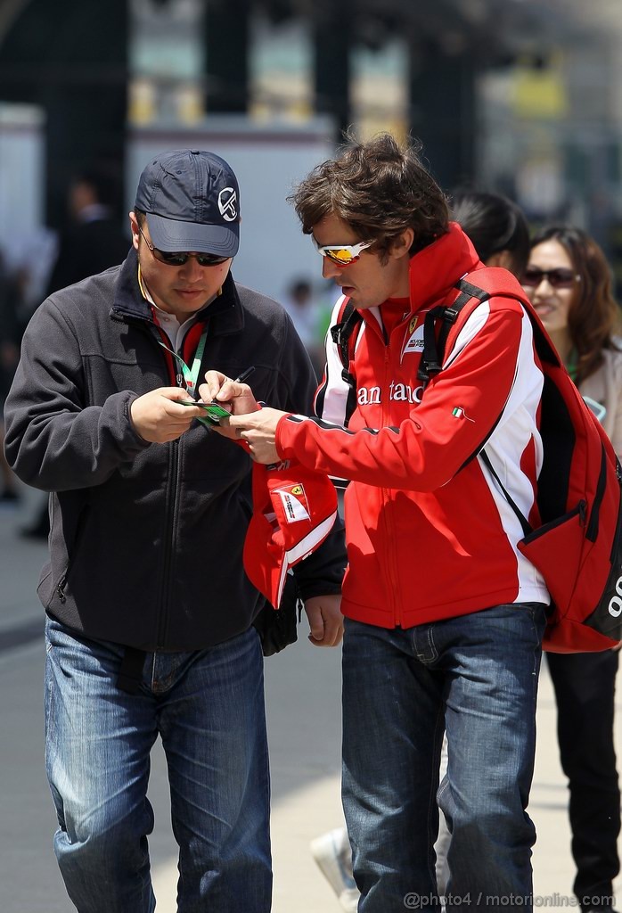 GP CINA, 17.04.2011- Fernando Alonso (ESP), Ferrari, F-150 Italia 