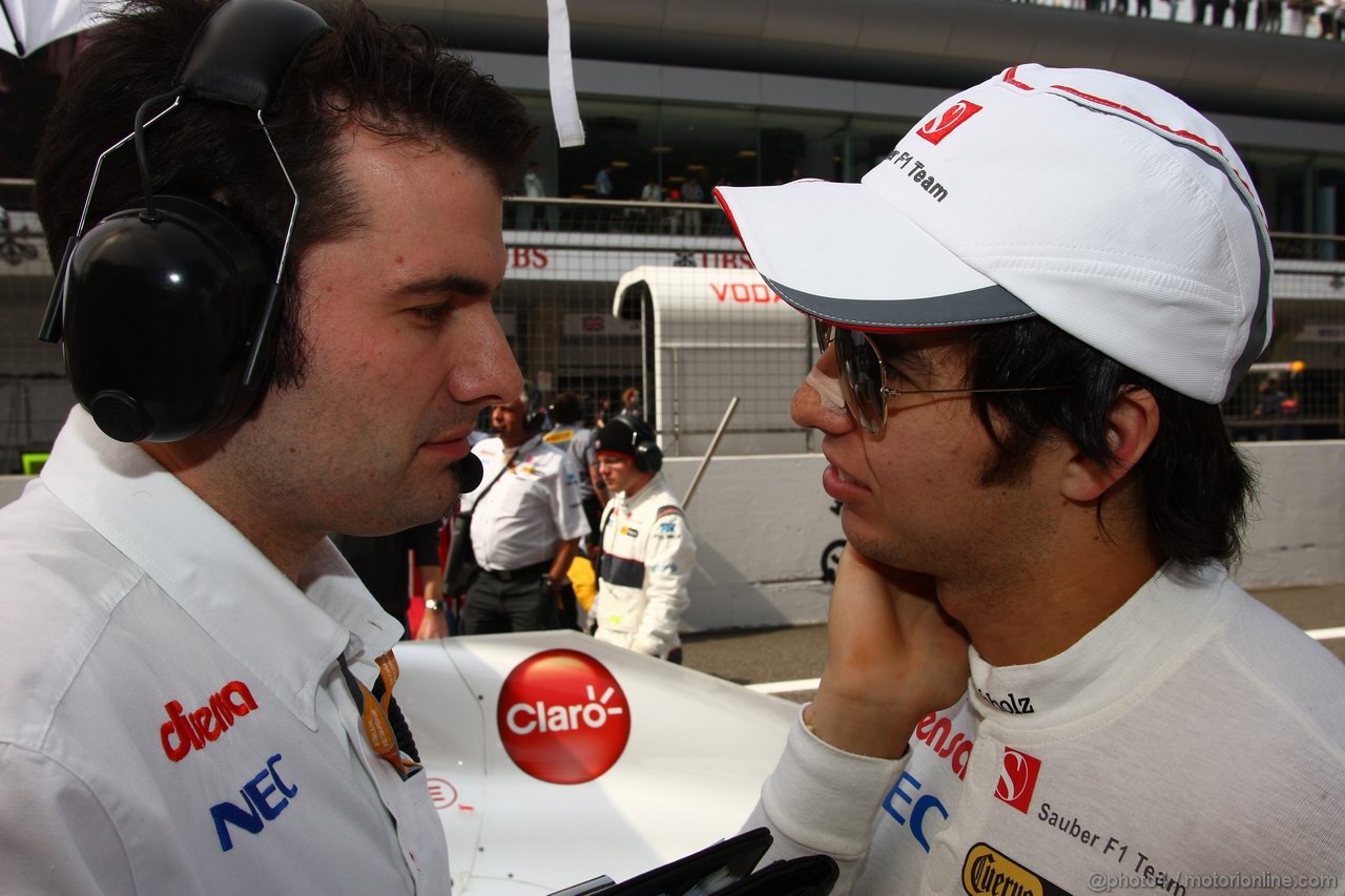 GP CINA, 17.04.2011- Gara, Sergio Pérez (MEX), Sauber F1 Team C30 