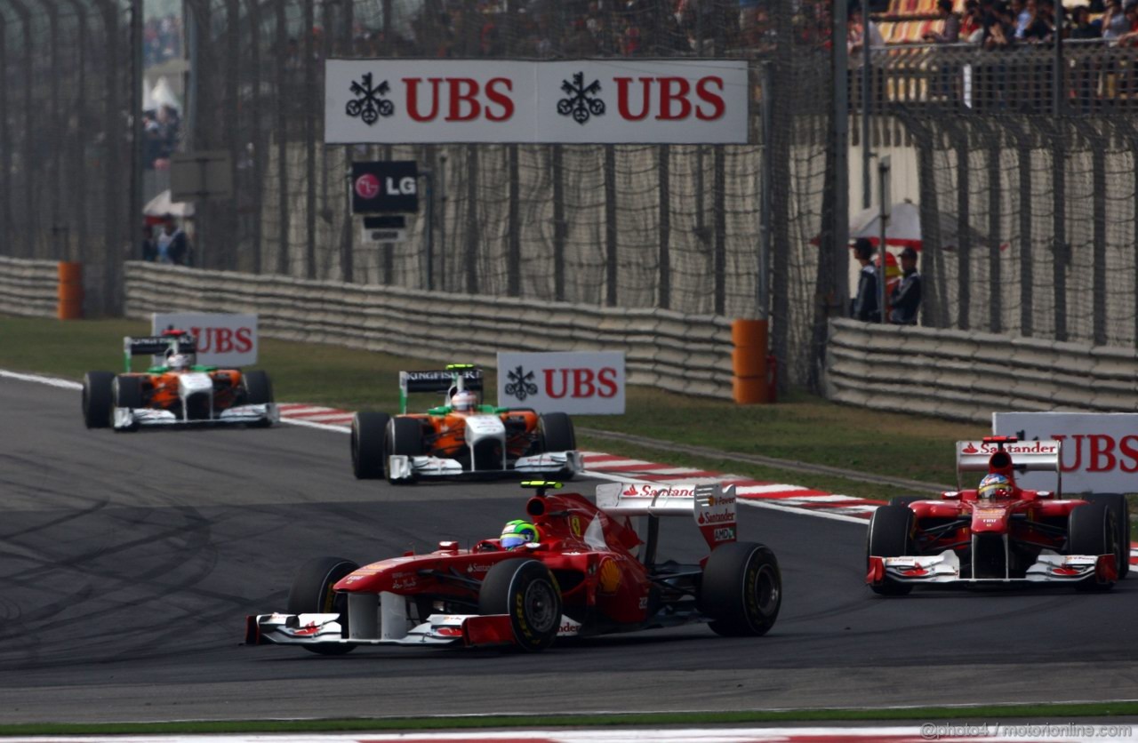 GP CINA, 17.04.2011- Gara, Felipe Massa (BRA), Ferrari, F-150 Italia davanti a Fernando Alonso (ESP), Ferrari, F-150 Italia 