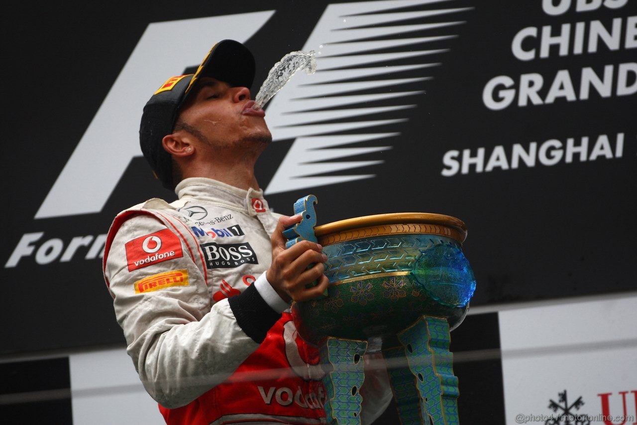 GP CINA, 17.04.2011- Gara, Lewis Hamilton (GBR), McLaren  Mercedes, MP4-26 vincitore 