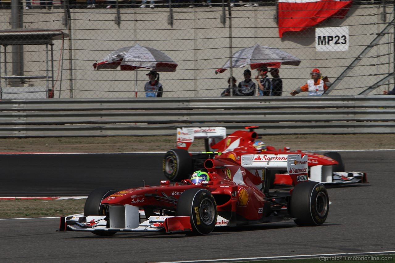 GP CINA, 17.04.2011- Gara, Felipe Massa (BRA), Ferrari, F-150 Italia e Fernando Alonso (ESP), Ferrari, F-150 Italia 