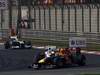 GP CINA, 17.04.2011- Gara, Sergio Pérez (MEX), Sauber F1 Team C30 e Mark Webber (AUS), Red Bull Racing, RB7