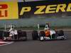 GP CINA, 17.04.2011- Gara, Sergio Pérez (MEX), Sauber F1 Team C30 e Adrian Sutil (GER), Force India F1 Team, VJM04