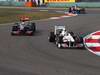 GP CINA, 17.04.2011- Gara, Sergio Pérez (MEX), Sauber F1 Team C30 e Lewis Hamilton (GBR), McLaren  Mercedes, MP4-26 