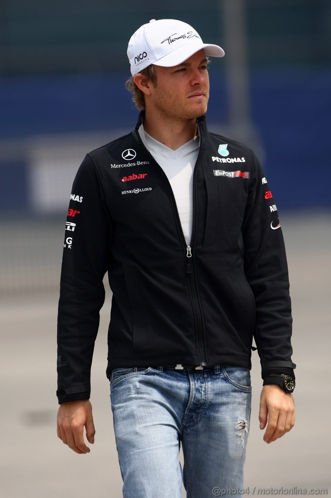 GP CINA, 14.04.2011- Nico Rosberg (GER), Mercedes GP Petronas F1 Team, MGP W02 