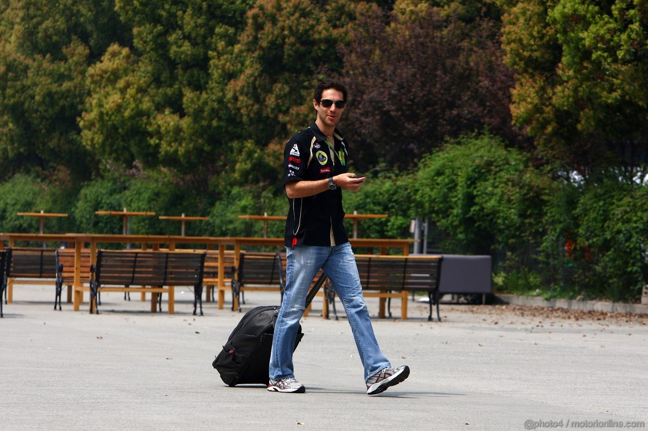 GP CINA, 14.04.2011- Bruno Senna (BRA), Test Driver, Lotus Renault GP R31 
