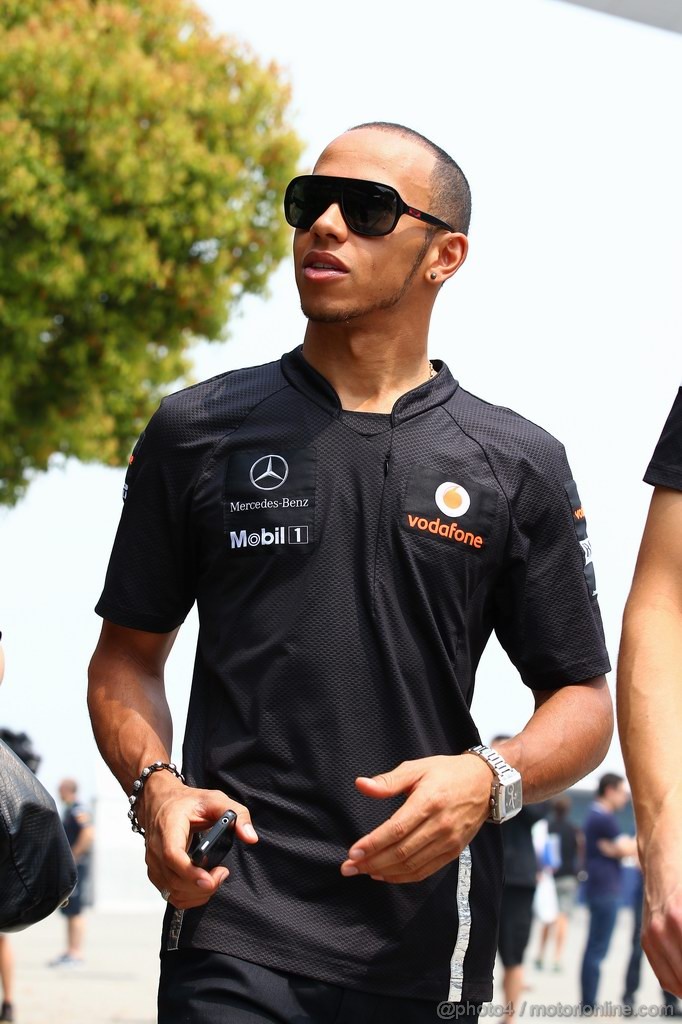 GP CINA, 14.04.2011- Lewis Hamilton (GBR), McLaren  Mercedes, MP4-26 