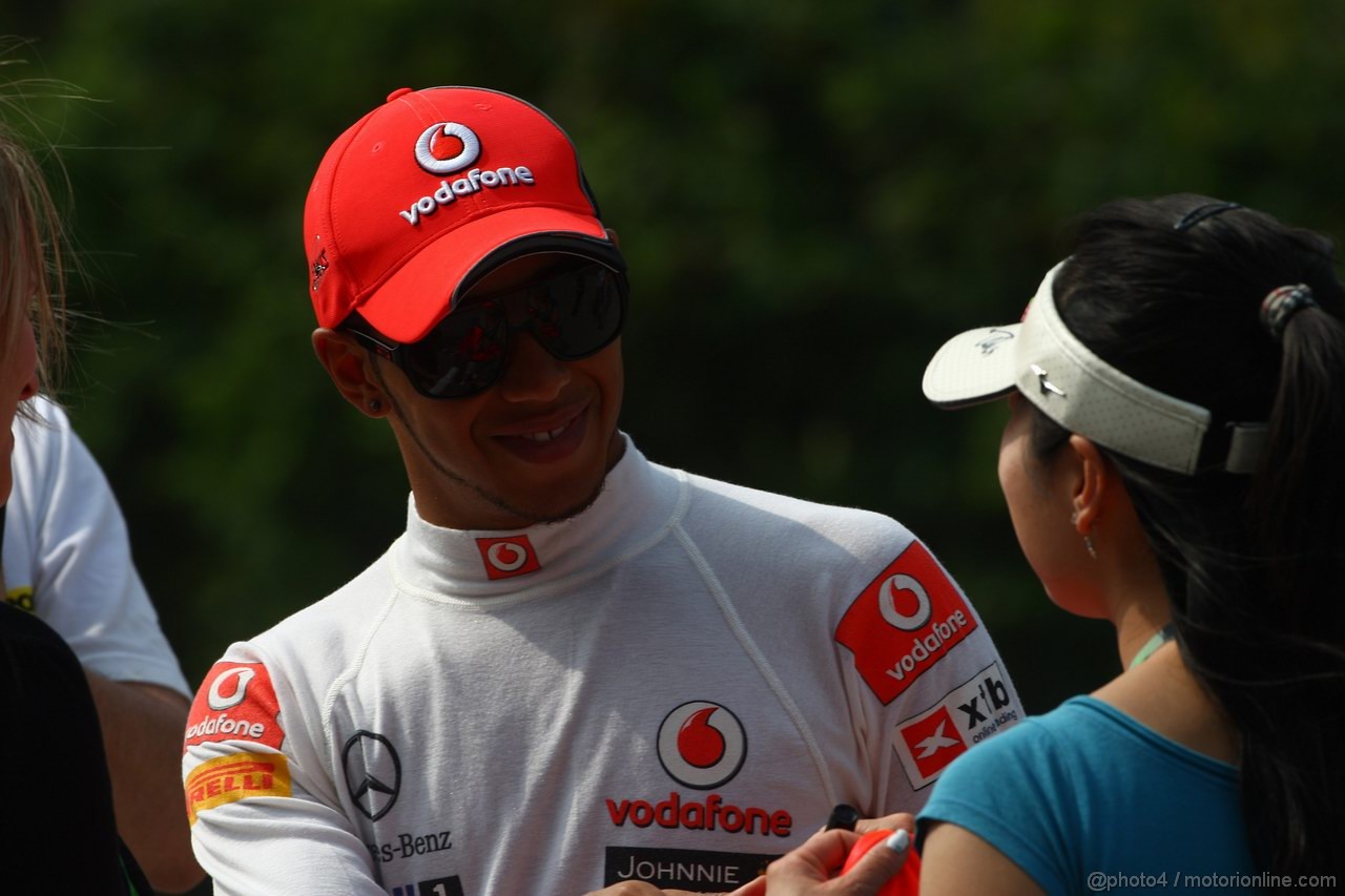 GP CINA, 14.04.2011- Lewis Hamilton (GBR), McLaren  Mercedes, MP4-26 