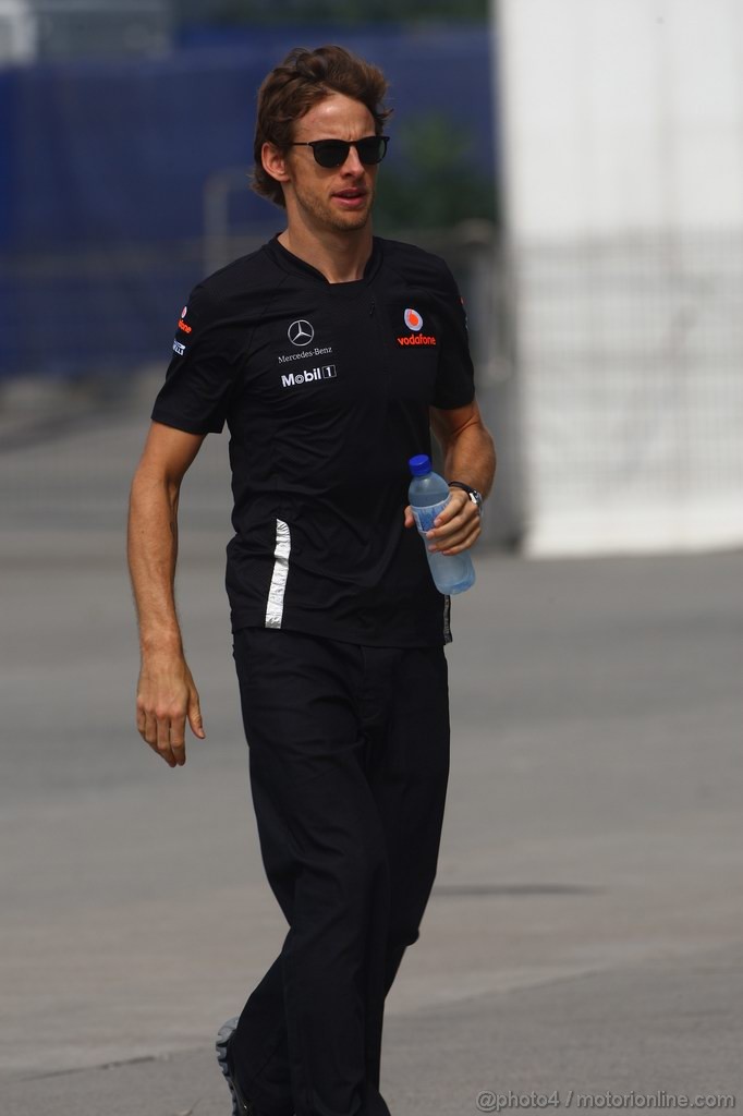 GP CINA, 14.04.2011- Jenson Button (GBR), McLaren  Mercedes, MP4-26 