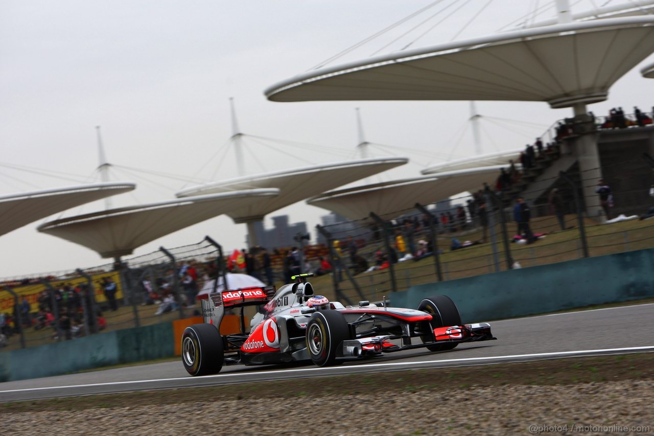 GP CINA, 16.04.2011- Prove Libere 3, Sabato, Jenson Button (GBR), McLaren Mercedes, MP4-26