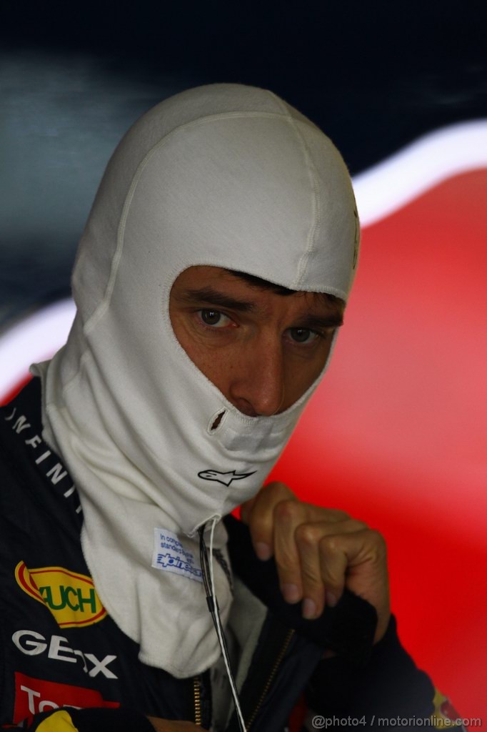GP CINA, 16.04.2011- Prove Libere 3, Sabato, Mark Webber (AUS), Red Bull Racing, RB7 