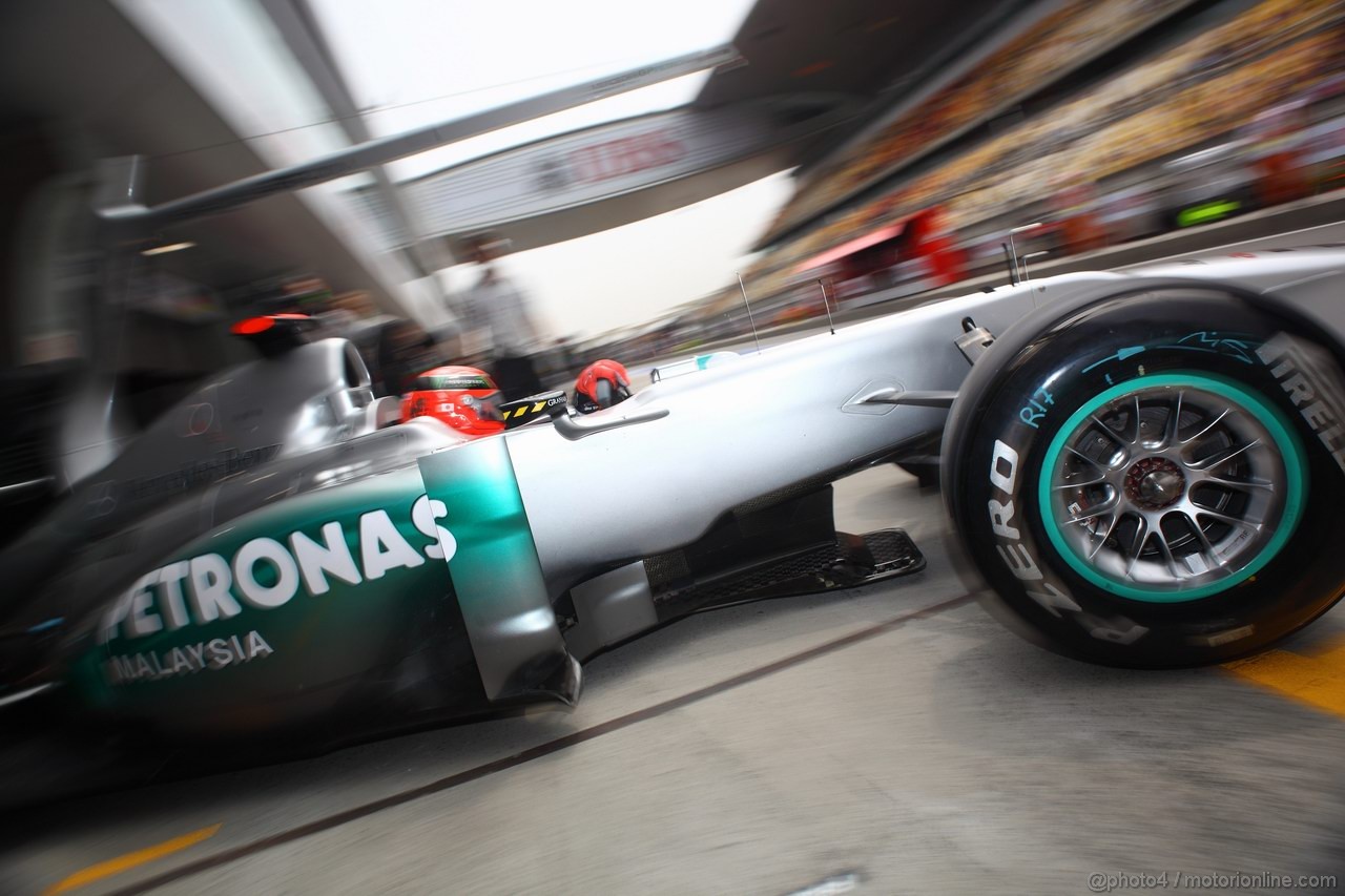 GP CINA, 16.04.2011- Saturday, Michael Schumacher (GER), Mercedes GP Petronas F1 Team, MGP W02 