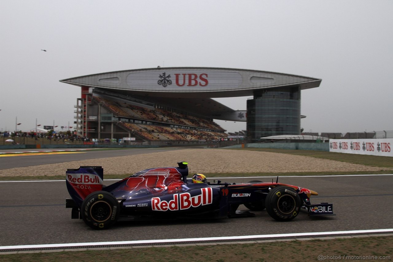 GP CINA, 16.04.2011- Saturday, Jaime Alguersuari (SPA), Scuderia Toro Rosso, STR6