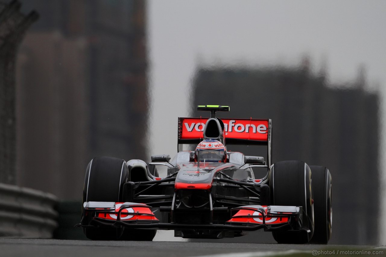 GP CINA, 16.04.2011- Prove Libere 3, Sabato, Jenson Button (GBR), McLaren  Mercedes, MP4-26 