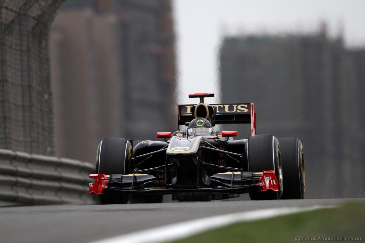 GP CINA, 16.04.2011- Prove Libere 3, Sabato, Nick Heidfeld (GER) Lotus Renault GP R31