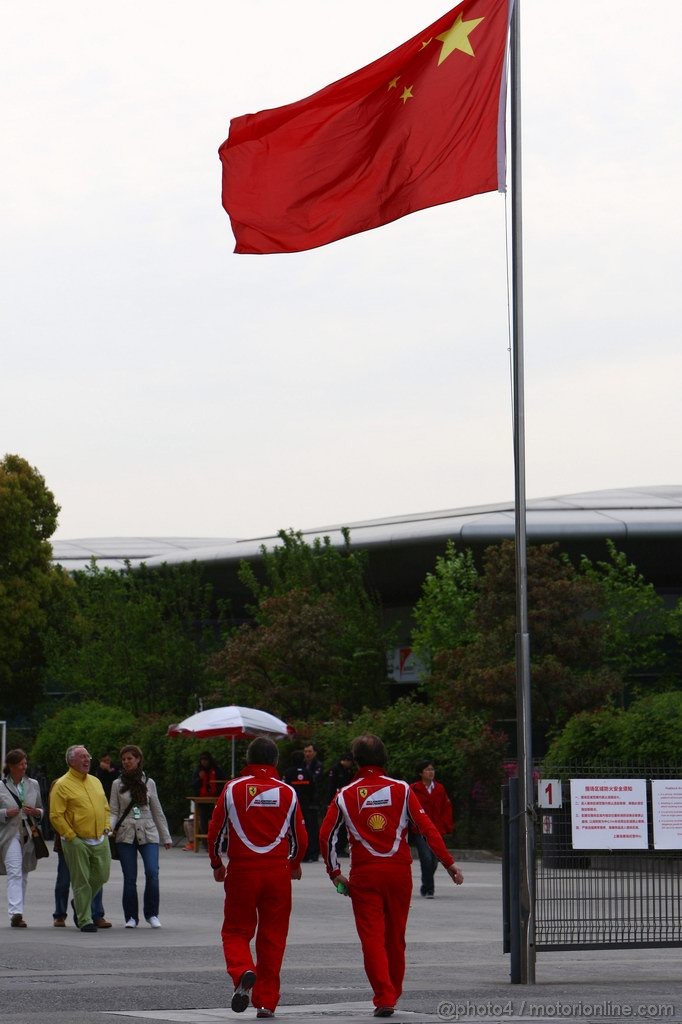 GP CINA, 16.04.2011- Qualifiche, Mechanics Ferrari  