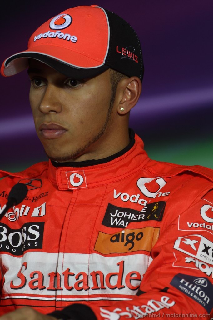 GP CINA, 16.04.2011- Qualifiche, Lewis Hamilton (GBR), McLaren  Mercedes, MP4-26 