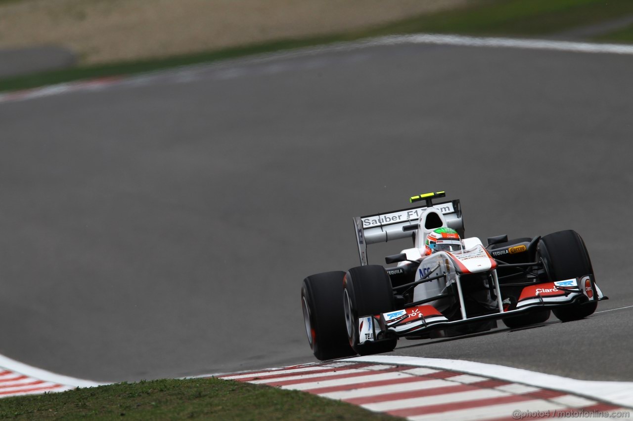 GP CINA, 16.04.2011- Qualifiche, Sergio Pérez (MEX), Sauber F1 Team C30