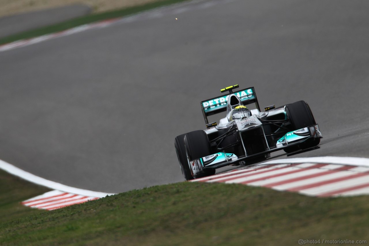 GP CINA, 16.04.2011- Qualifiche, Nico Rosberg (GER), Mercedes GP Petronas F1 Team, MGP W02 