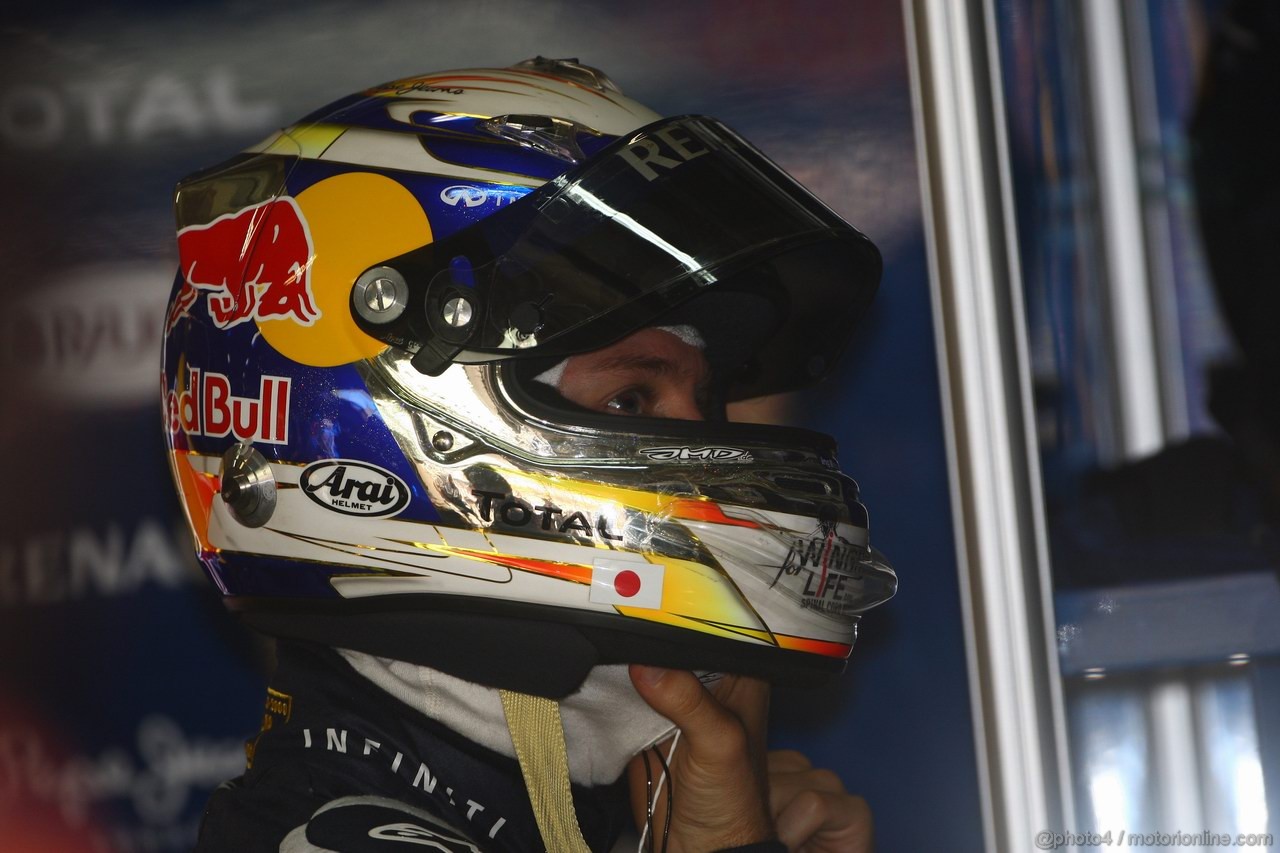GP CINA, 15.04.2011- Prove Libere 1, Venerdi', Sebastian Vettel (GER), Red Bull Racing, RB7 