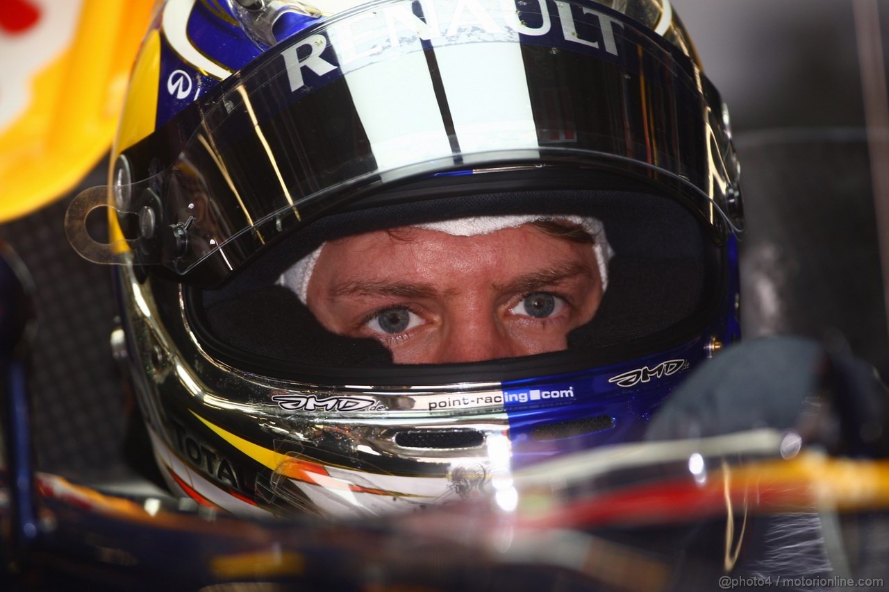 GP CINA, 15.04.2011- Prove Libere 1, Venerdi', Sebastian Vettel (GER), Red Bull Racing, RB7