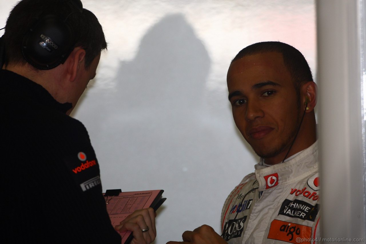 GP CINA, 15.04.2011- Prove Libere 1, Venerdi', Lewis Hamilton (GBR), McLaren Mercedes, MP4-26