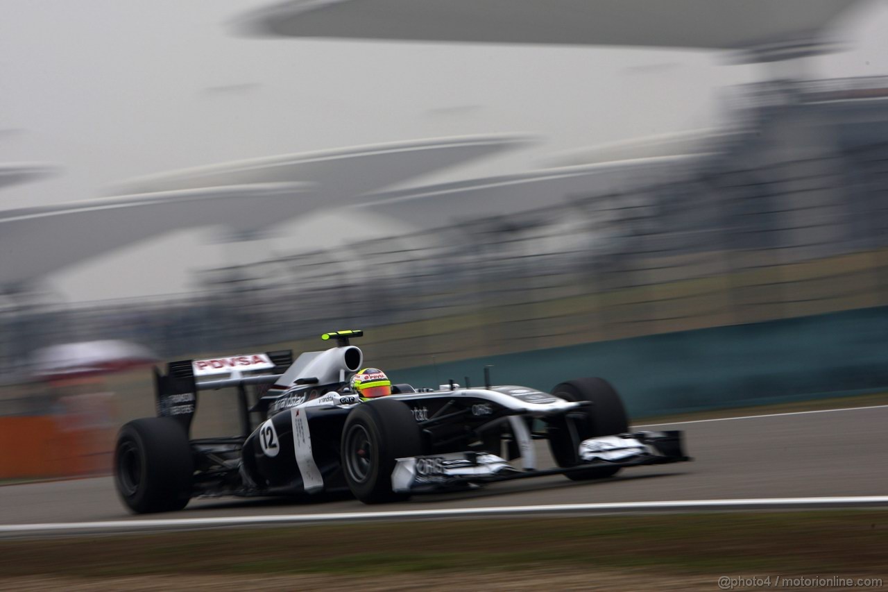 GP CINA, 15.04.2011- Prove Libere 1, Venerdi', Pastor Maldonado (VEN), Williams FW33 